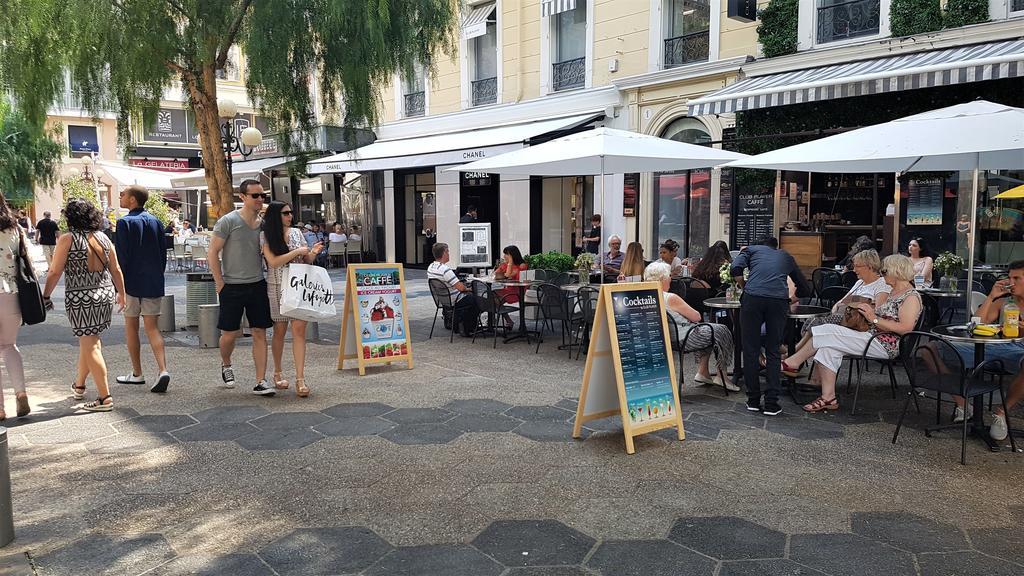 R.d.v. Duplex Center * Nizza